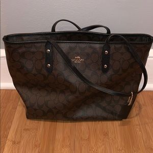 Coach tote